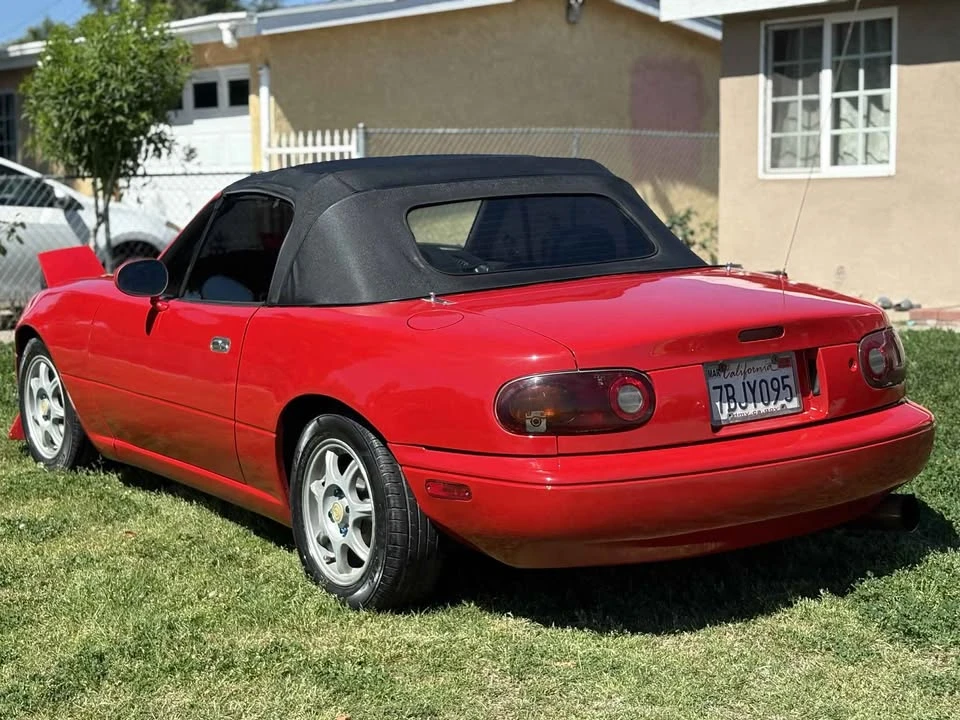 1995 Mazda NA MX-5 Miata - Image 5 of 7