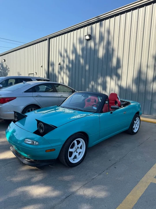 1995 Mazda NA MX-5 Miata - Image 2 of 7