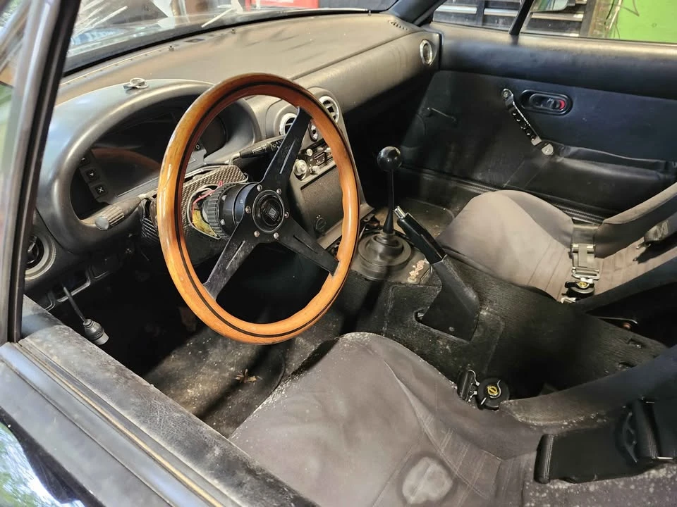 1995 Mazda NA MX-5 Miata - Image 6 of 18