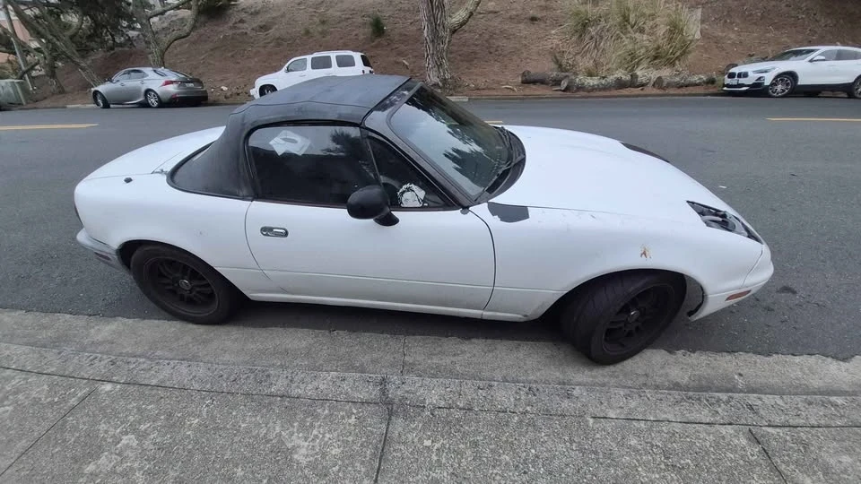 1995 Mazda NA MX-5 Miata - Image 6 of 8