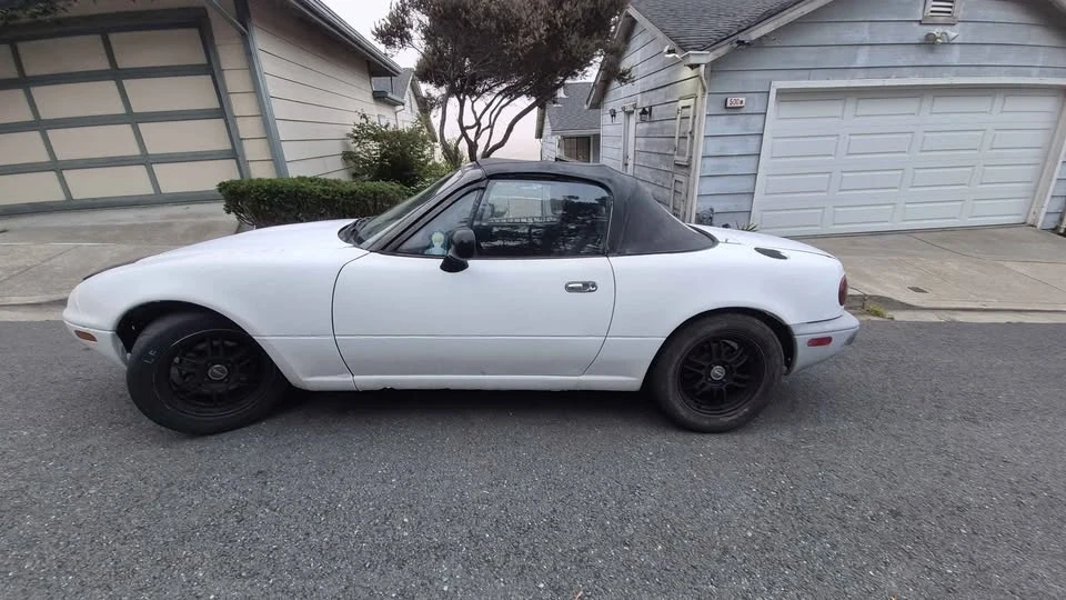1995 Mazda NA MX-5 Miata - Image 4 of 8