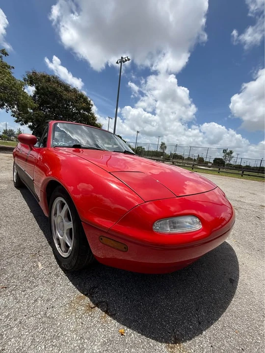 1995 Mazda NA MX-5 Miata - Image 2 of 9