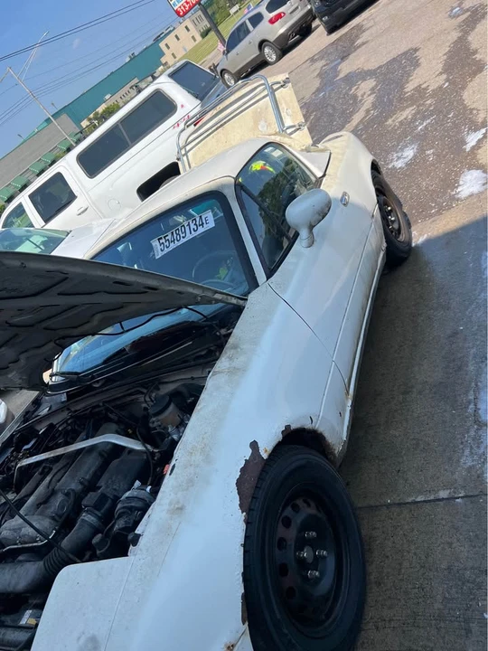 1995 Mazda NA MX-5 Miata - Image 5 of 5