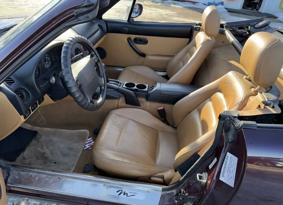 1995 Mazda NA MX-5 Miata - Image 9 of 9