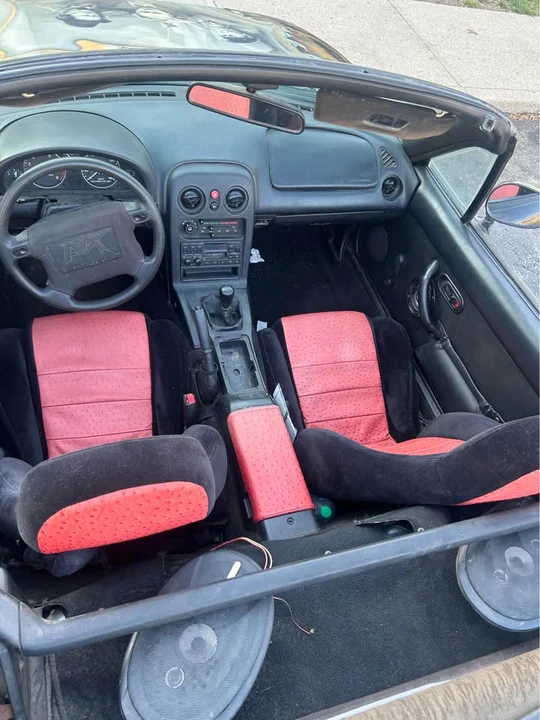1995 Mazda NA MX-5 Miata - Image 5 of 8