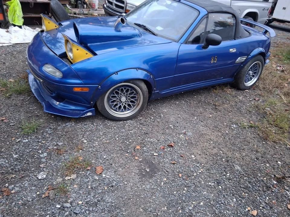 1995 Mazda NA MX-5 Miata - Image 5 of 10