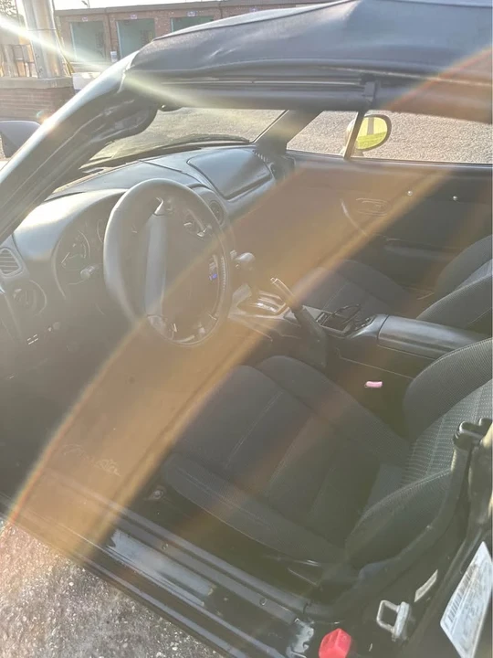 1995 Mazda NA MX-5 Miata - Image 6 of 9