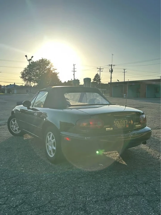 1995 Mazda NA MX-5 Miata - Image 4 of 9