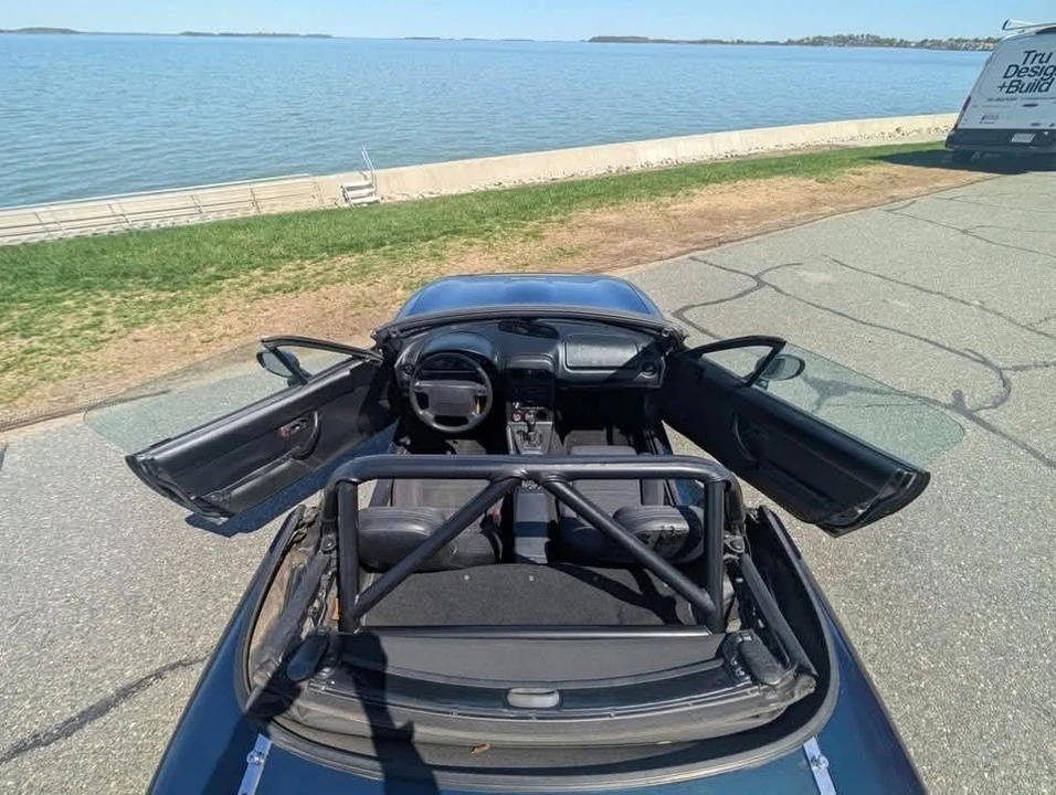 1995 Mazda NA MX-5 Miata - Image 5 of 16