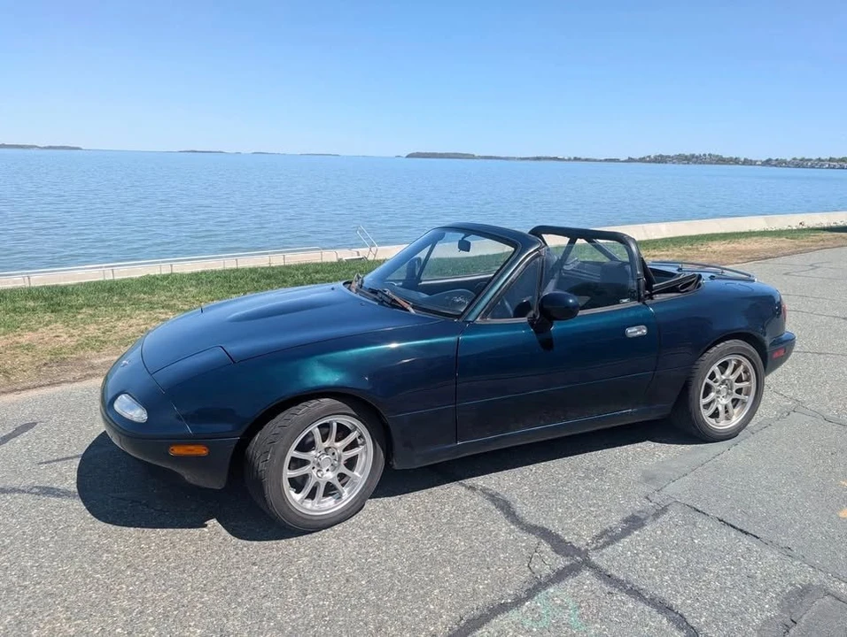 1995 Mazda NA MX-5 Miata - Image 2 of 16