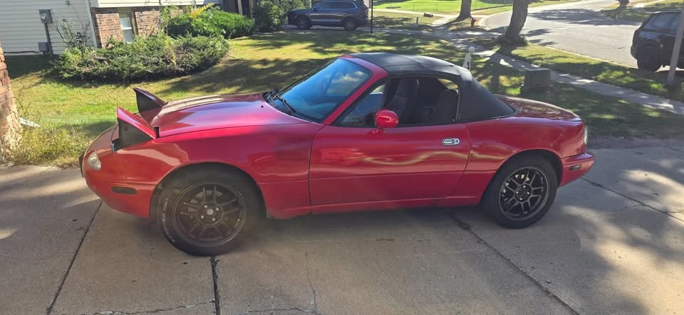1995 Mazda NA MX-5 Miata - Image 5 of 8