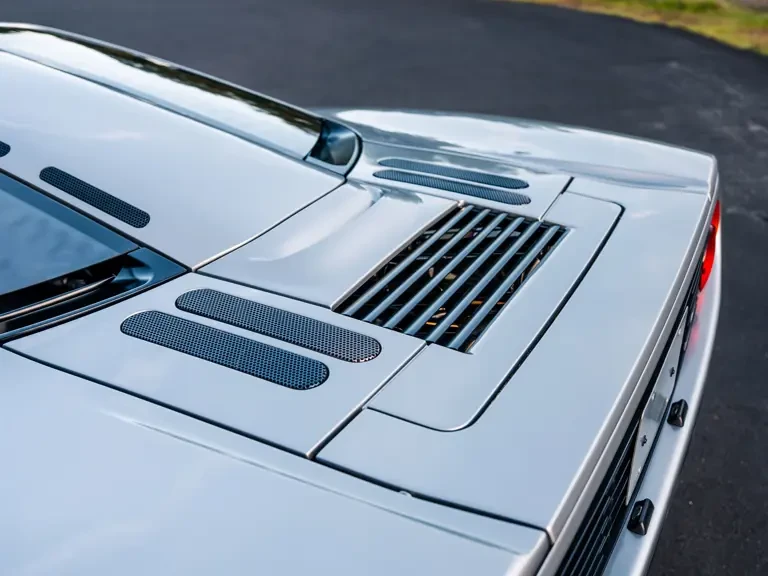 1995 McLaren F1 - Image 30 of 31