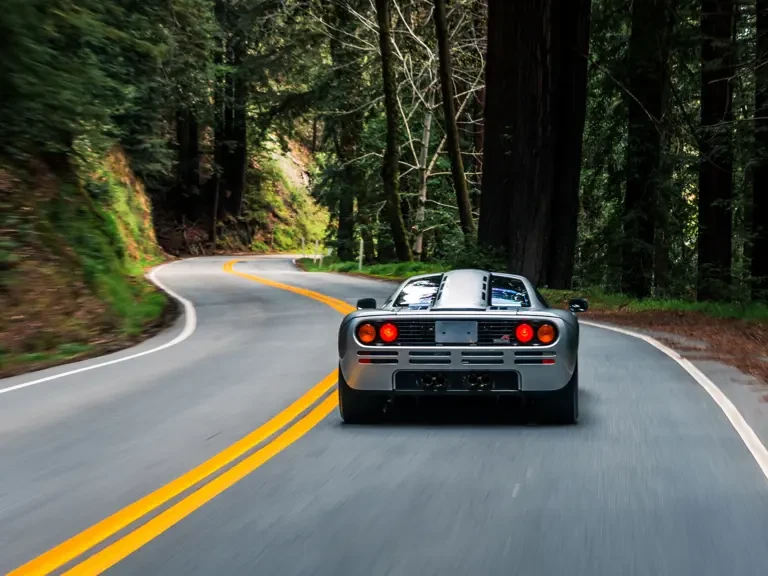 1995 McLaren F1 - Image 11 of 31