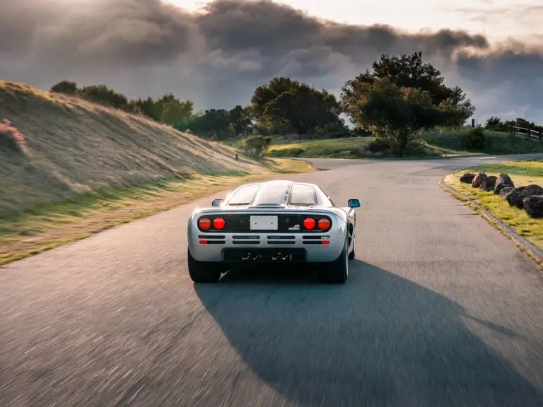 1995 McLaren F1 - Image 24 of 31