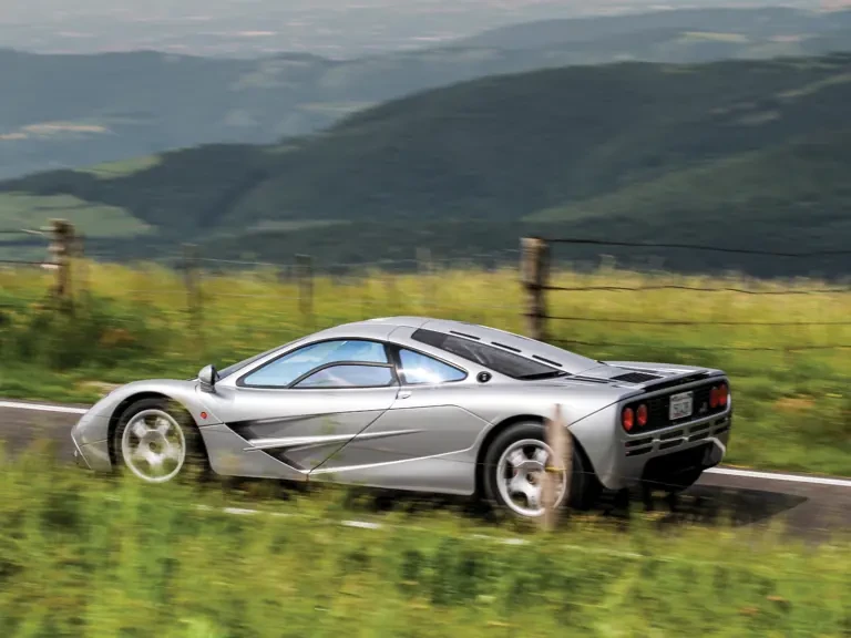 1995 McLaren F1 - Image 4 of 31