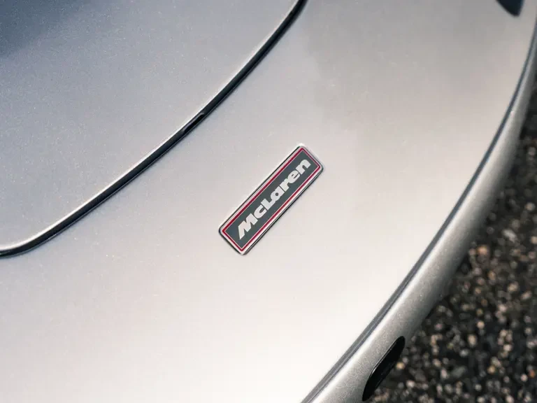 1995 McLaren F1 - Image 15 of 31
