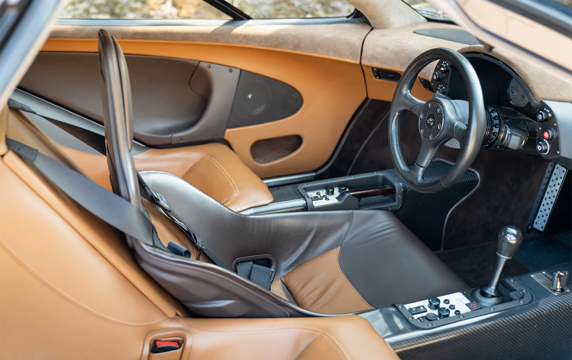 1995 McLaren F1 - Image 29 of 31