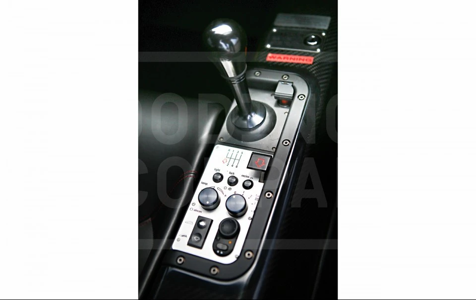 1995 McLaren F1 - Image 16 of 25