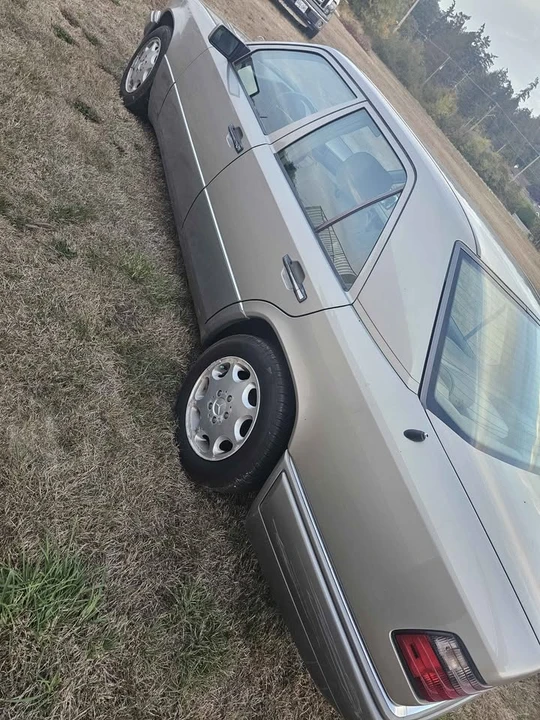 1995 Mercedes-Benz W124 E-Class - Image 3 of 7