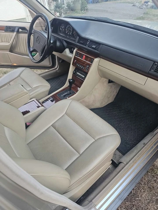 1995 Mercedes-Benz W124 E-Class - Image 5 of 7