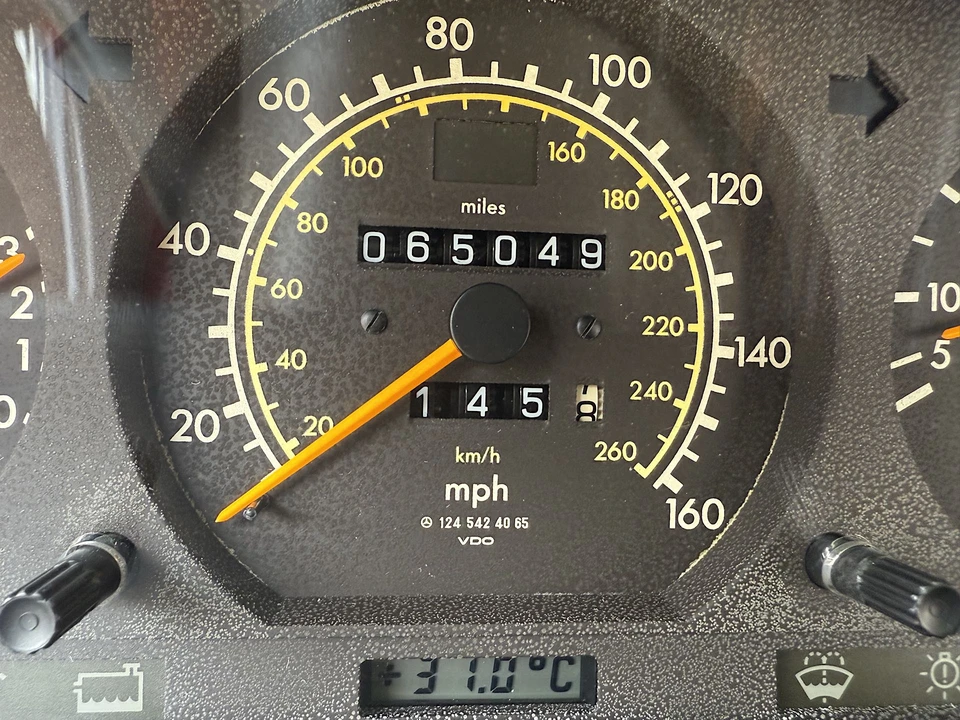 1995 Mercedes-Benz W124 E-Class - Image 31 of 31