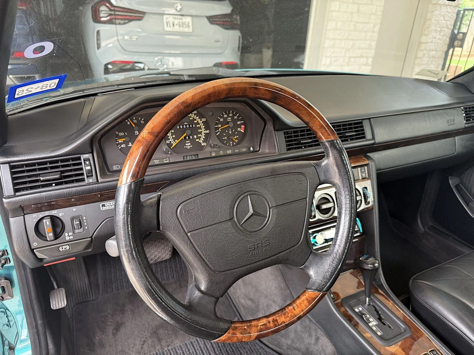 1995 Mercedes-Benz W124 E-Class - Image 27 of 31