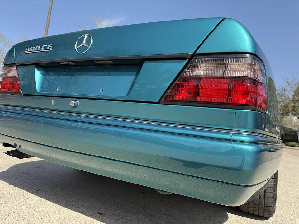1995 Mercedes-Benz W124 E-Class - Image 19 of 31