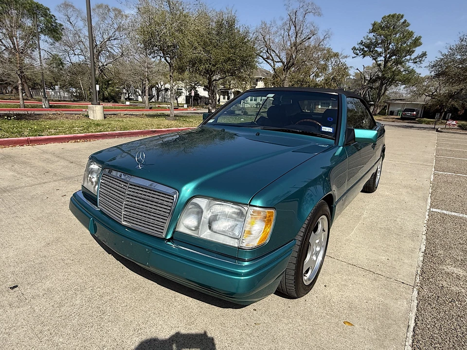1995 Mercedes-Benz W124 E-Class - Image 2 of 31