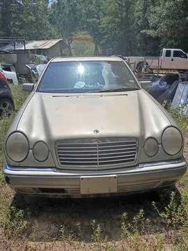 1995 Mercedes-Benz 300 E 3.0 Sedan 4D