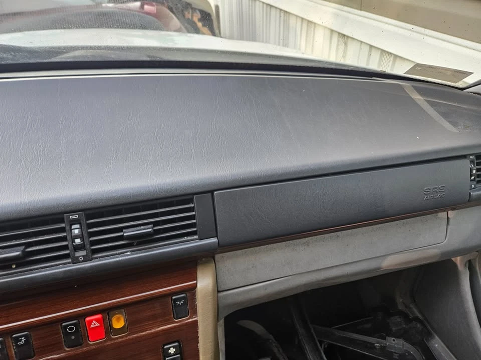 1995 Mercedes-Benz W124 E-Class - Image 7 of 15