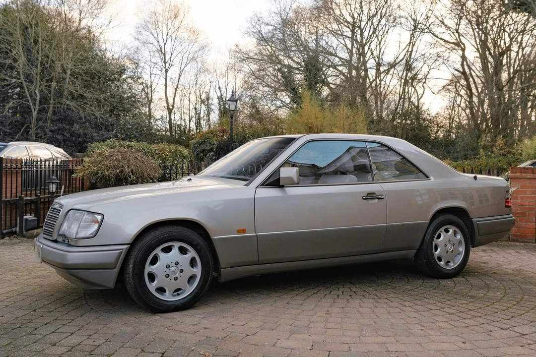 1995 Mercedes-Benz W124 E-Class - Image 13 of 30