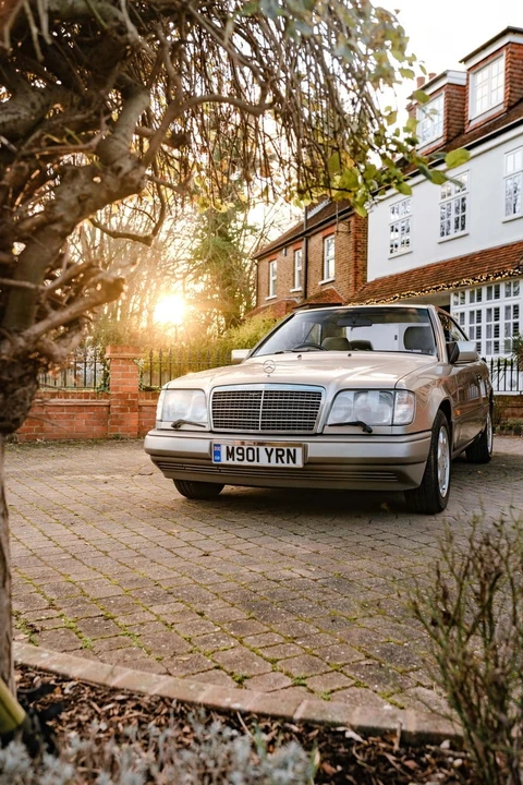 1995 Mercedes-Benz W124 E-Class - Image 6 of 30