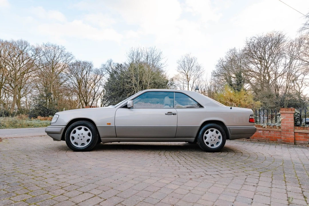 1995 Mercedes-Benz W124 E-Class - Image 16 of 30