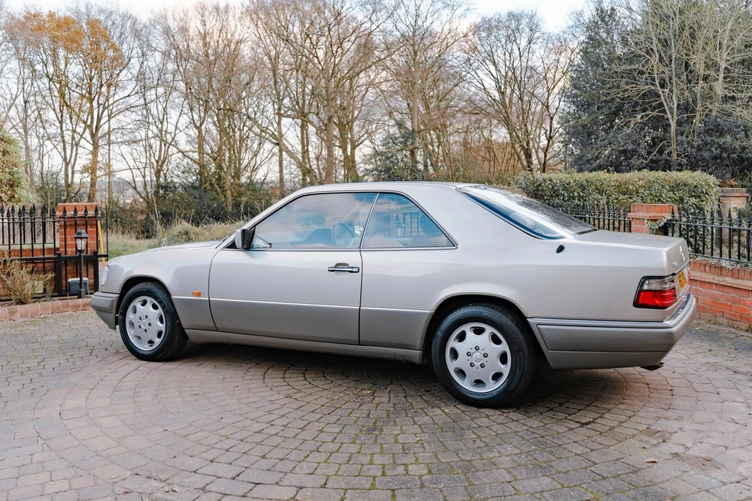 1995 Mercedes-Benz W124 E-Class - Image 18 of 30