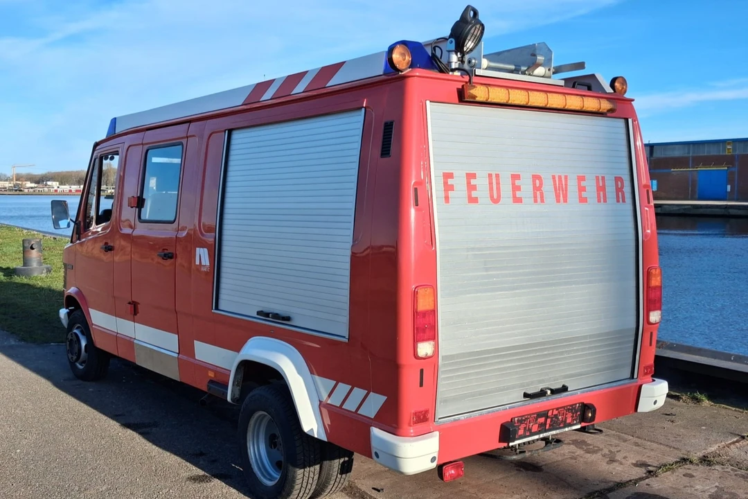 1995 Mercedes-Benz T1N Sprinter - Image 2 of 8