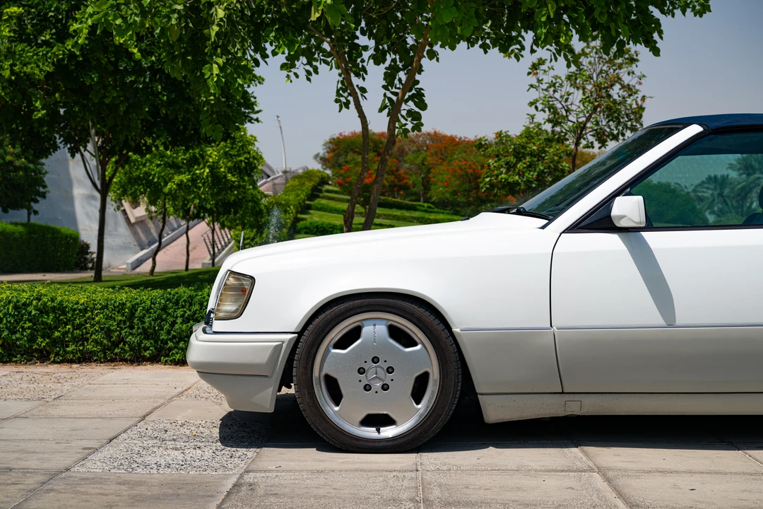 1995 Mercedes-Benz W124 E-Class - Image 30 of 31