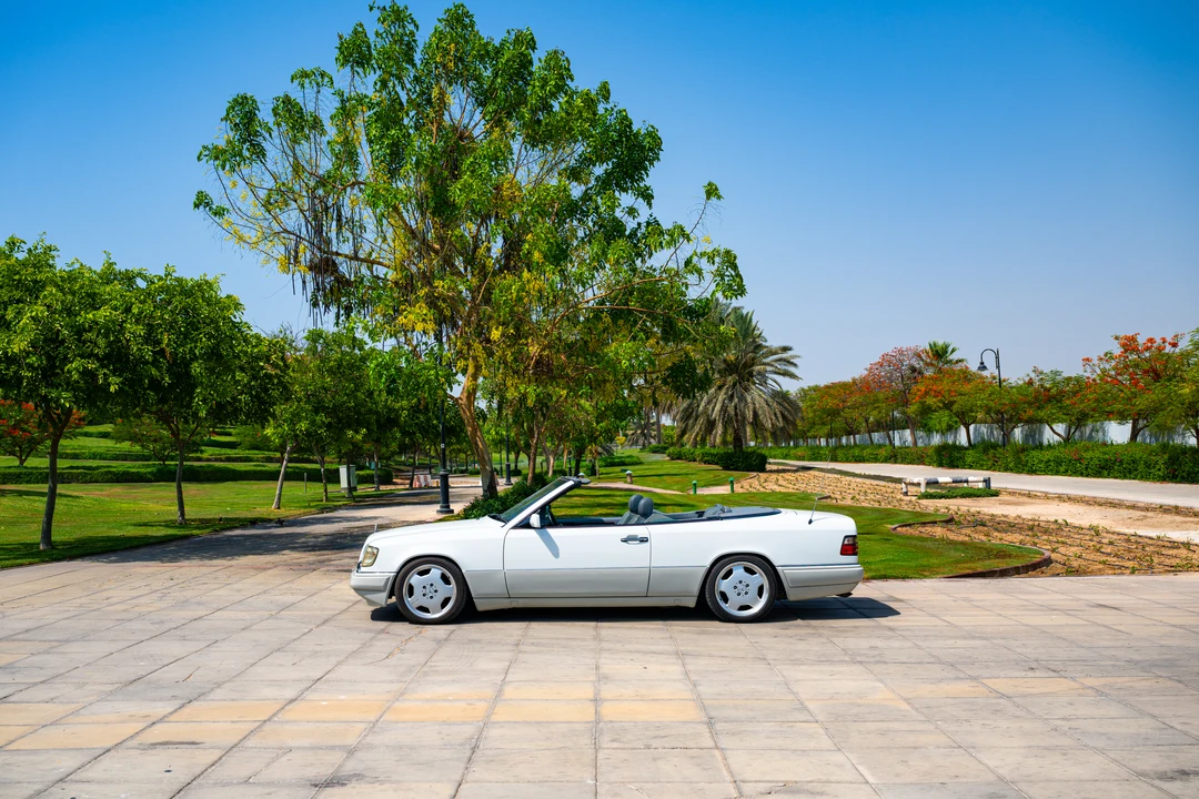 1995 Mercedes-Benz W124 E-Class - Image 20 of 31