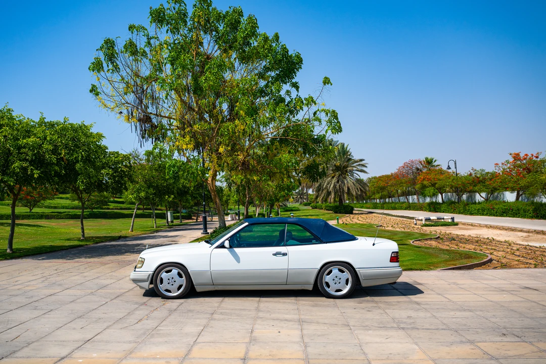 1995 Mercedes-Benz W124 E-Class - Image 22 of 31