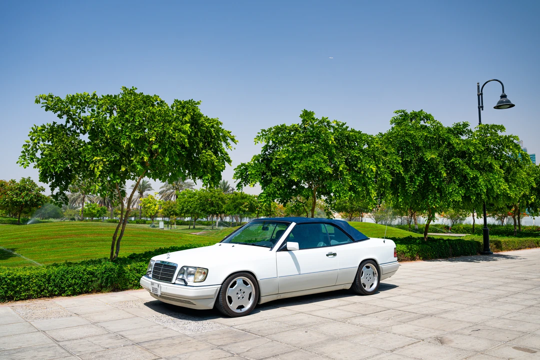 1995 Mercedes-Benz W124 E-Class - Image 24 of 31