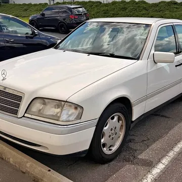 1995 Mercedes-Benz C-Class C 220 Sedan 4D