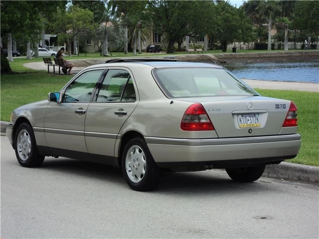 1995 Mercedes-Benz W202 C-Class - Image 2 of 12