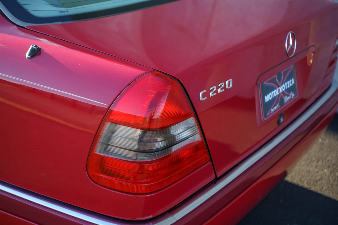 1995 Mercedes-Benz W202 C-Class - Image 28 of 31