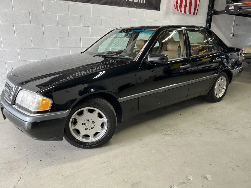 1995 Mercedes-Benz W202 C-Class - Image 9 of 31