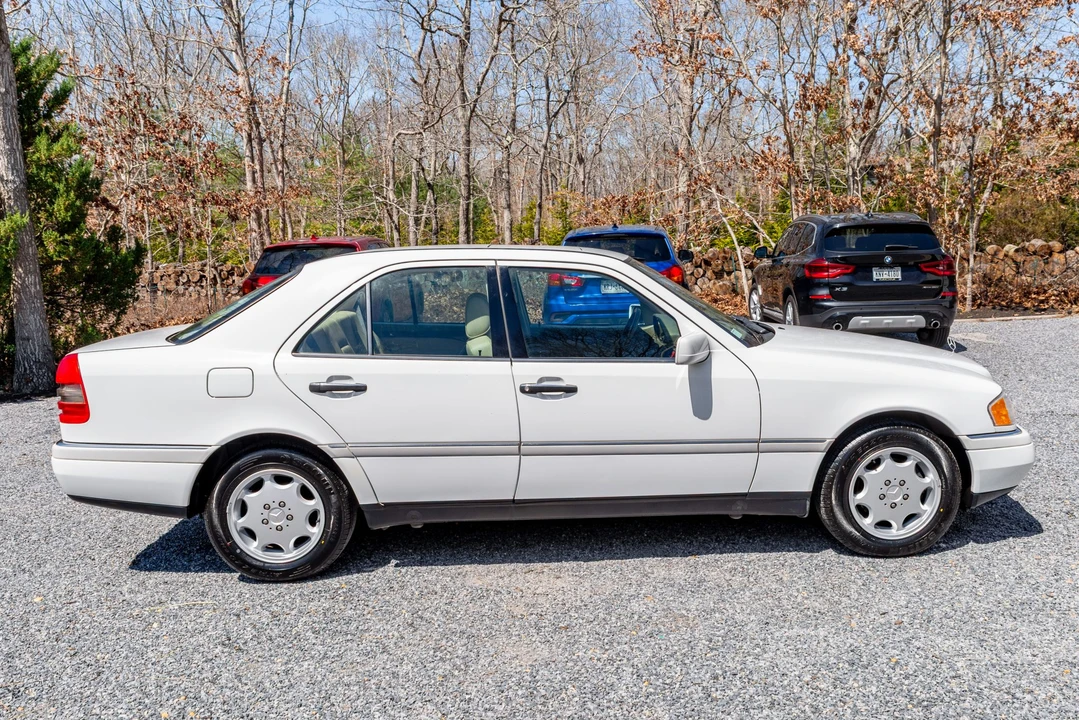 1995 Mercedes-Benz W202 C-Class - Image 6 of 31
