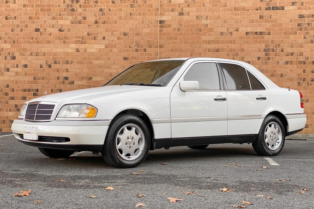 1995 Mercedes-Benz W202 C-Class - Image 3 of 31
