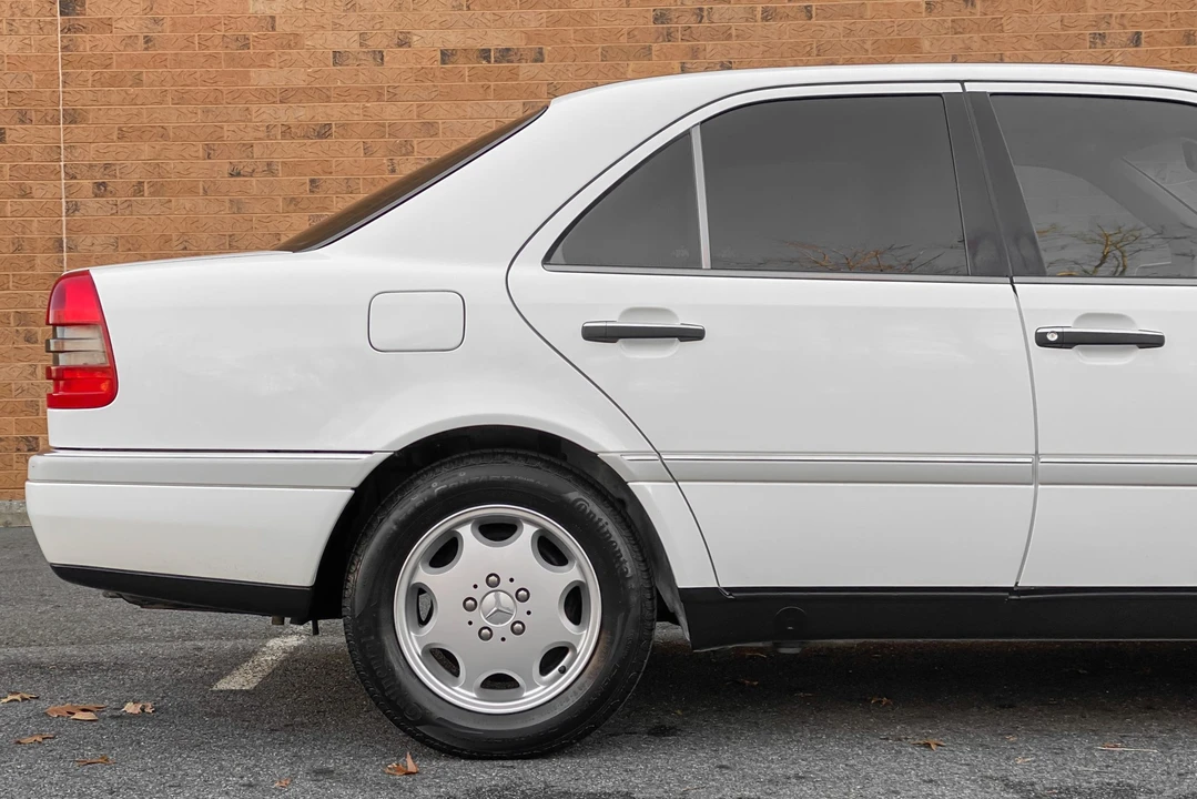 1995 Mercedes-Benz W202 C-Class - Image 21 of 31