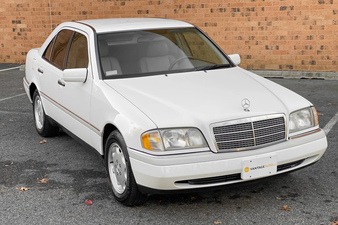 1995 Mercedes-Benz W202 C-Class - Image 16 of 31