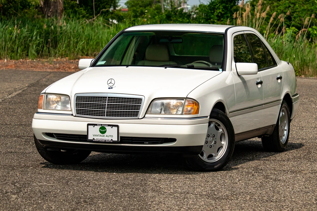 1995 Mercedes-Benz W202 C-Class - Image 2 of 31