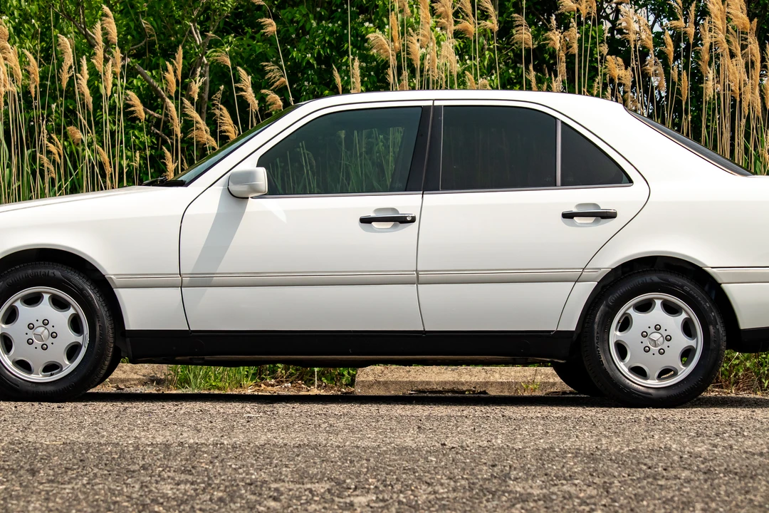 1995 Mercedes-Benz W202 C-Class - Image 29 of 31