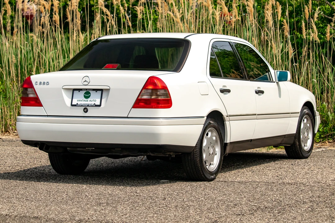 1995 Mercedes-Benz W202 C-Class - Image 13 of 31